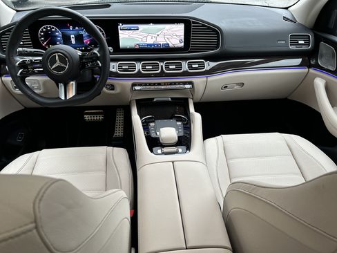 Certified 2025 Mercedes-Benz GLS 580 4MATIC image 26