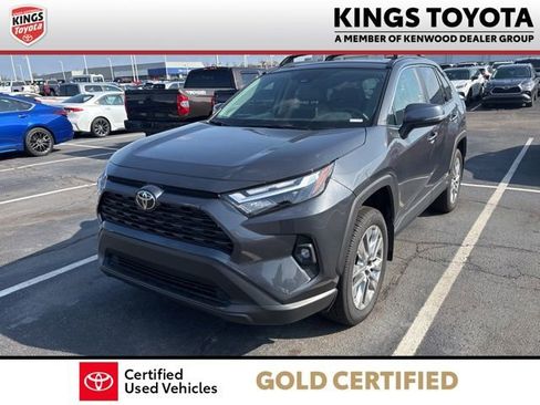 Used 2025 Toyota RAV4 XLE Premium w/ Weather Package image 4