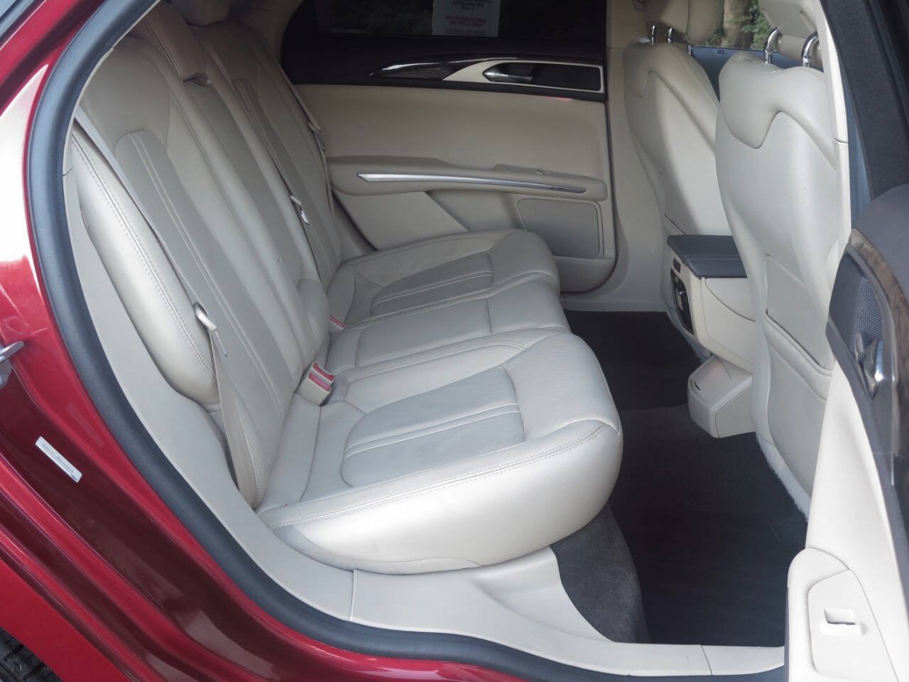 Used 2015 Lincoln MKZ Hybrid w/ Equipment Group 202A Reserve FWD image 16
