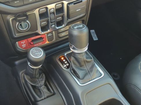 New 2026 Jeep Wrangler Unlimited Sport image 18