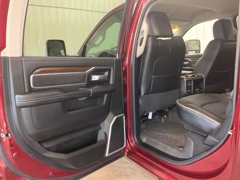 Used 2024 RAM 3500 Laramie w/ Safety Group AWD/4WD image 18