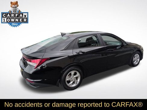 Certified 2023 Hyundai Elantra SE FWD image 5