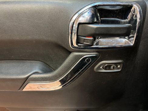 Used 2016 Jeep Wrangler Unlimited Sport w/ Quick Order Package 24S image 10