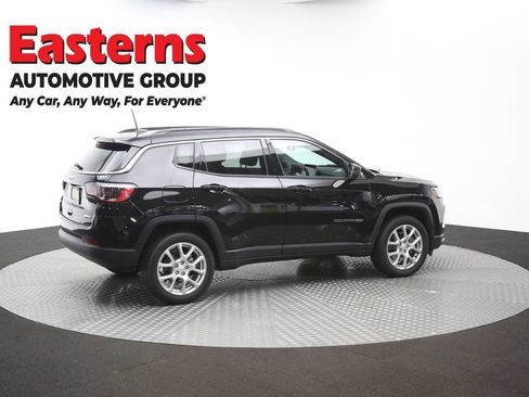 Used 2024 Jeep Compass Latitude AWD/4WD image 41