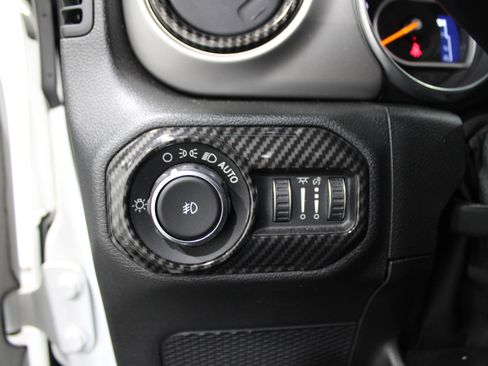 Used 2021 Jeep Wrangler Unlimited Sport image 8