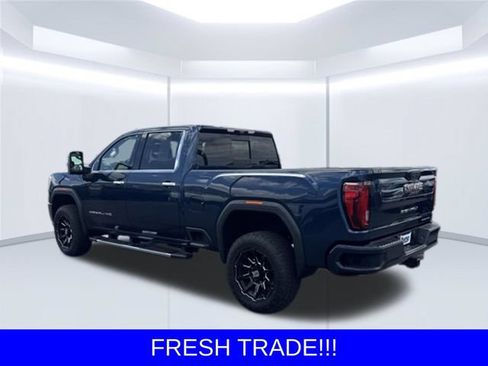 Used 2022 GMC Sierra 3500 Denali w/ Denali Ultimate Package AWD/4WD image 5
