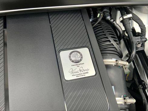 Used 2024 Mercedes-Benz C 43 AMG 4MATIC Sedan image 17