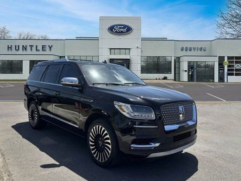 Used 2021 Lincoln Navigator Black Label AWD/4WD image 3