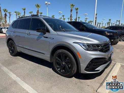 Used 2024 Volkswagen Tiguan SE R-Line w/ MDO Package, Two-Row AWD/4WD image 2