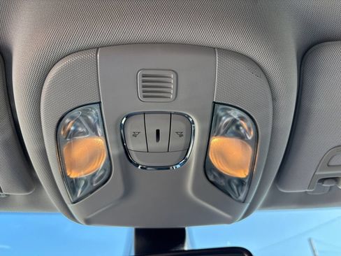 Used 2020 Jeep Compass Limited AWD/4WD image 21