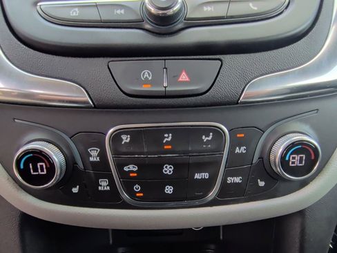 Used 2024 Chevrolet Equinox LT image 26