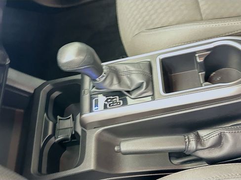 Used 2022 Toyota Tacoma SR5 image 16