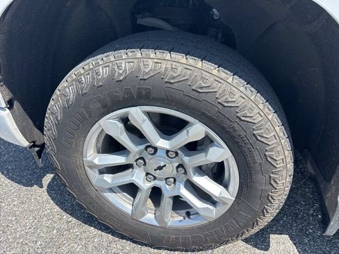 Certified 2023 Chevrolet Silverado 1500 RST w/ Convenience Package II AWD/4WD image 22
