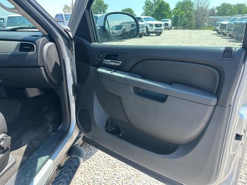 Used 2012 Chevrolet Avalanche LT w/ Suspension Package, Off-Road AWD/4WD image 13