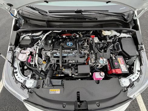 Used 2023 Toyota Corolla XLE image 30