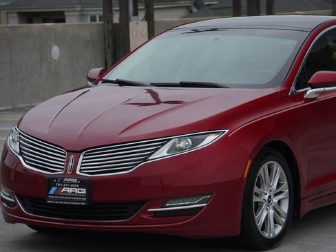 Used 2014 Lincoln MKZ AWD w/ Equipment Group 102A Reserve image 26