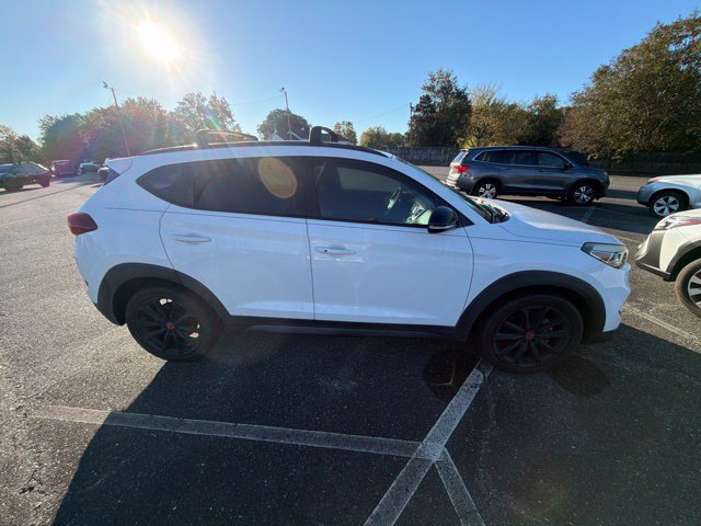 Used 2017 Hyundai Tucson Night FWD image 4