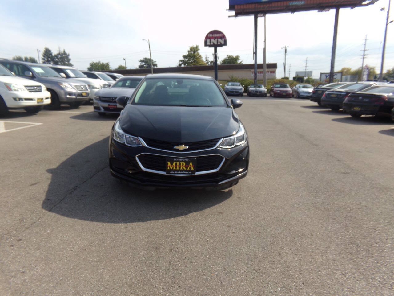 Used 2017 Chevrolet Cruze LS FWD image 3
