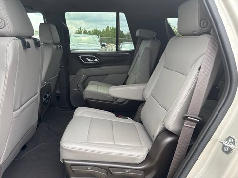 Used 2023 Chevrolet Tahoe LT w/ Luxury Package AWD/4WD image 10