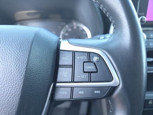 Used 2024 Toyota Highlander LE image 18