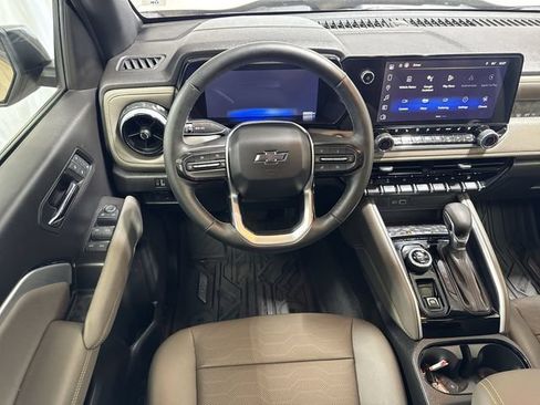 Certified 2024 Chevrolet Colorado ZR2 w/ ZR2 Convenience Package III AWD/4WD image 15