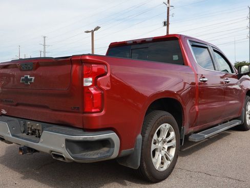 Used 2022 Chevrolet Silverado 1500 LTZ w/ LTZ Premium Package AWD/4WD image 5