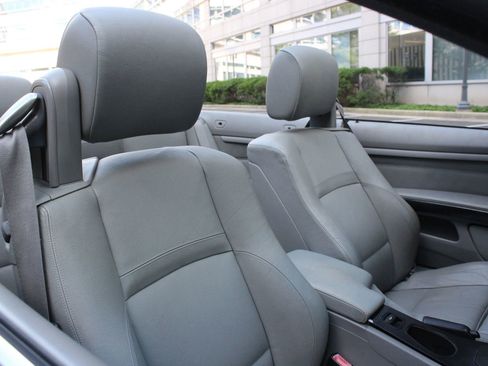 Used 2007 BMW 328i Convertible RWD image 23