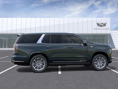 New 2026 Cadillac Escalade Luxury image 5