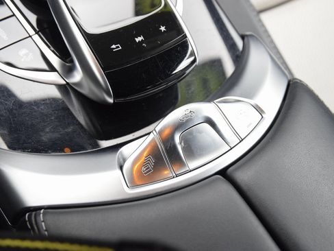 Used 2017 Mercedes-Benz C 63 AMG AMG C 63 image 27