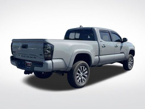 Used 2021 Toyota Tacoma Limited AWD/4WD image 9