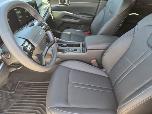 New 2026 Kia Sorento S w/ S Panoramic Sunroof Package FWD image 10