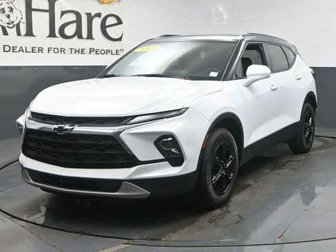 Used 2023 Chevrolet Blazer LT w/ Convenience Package FWD image 7