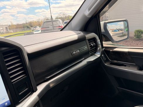 Used 2021 Ford F150 Lariat w/ FX4 Off-Road Package image 34