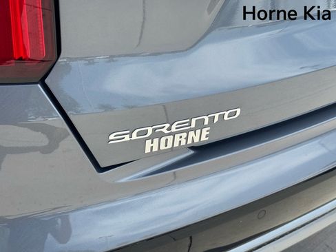 Certified 2023 Kia Sorento SX AWD/4WD image 31