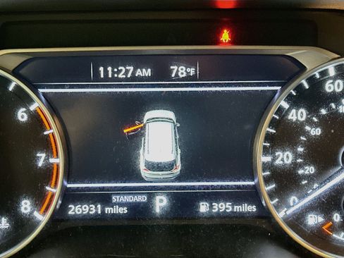 Used 2023 Nissan Rogue SV FWD image 19