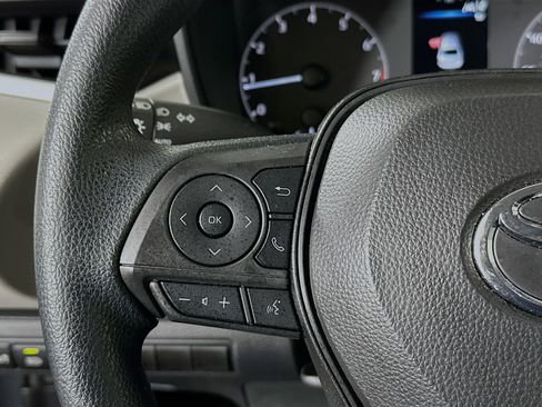 Used 2024 Toyota Corolla LE image 16