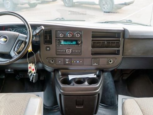Used 2021 Chevrolet Express 3500 w/ Power Convenience Package image 16