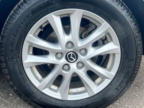 Used 2017 MAZDA MAZDA3 Sport w/ Preferred Equipment Package image 14