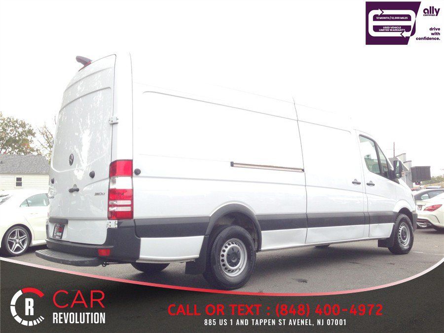 Used 2018 Mercedes-Benz Sprinter 2500 image 20