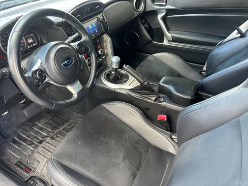 Used 2018 Subaru BRZ Limited w/ 50th Anniversary Edition image 9