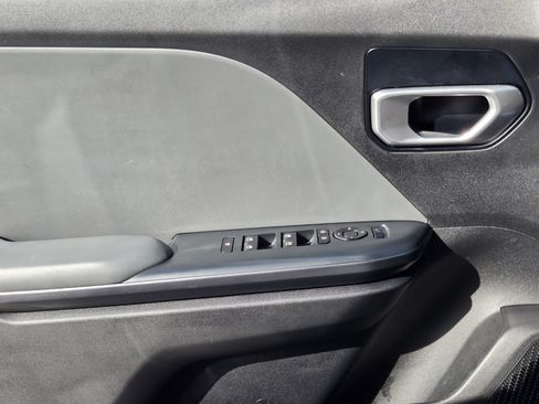 Used 2025 Kia K4 FWD image 21