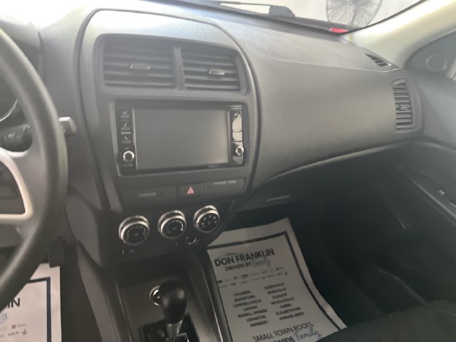 Used 2025 Mitsubishi Outlander Sport AWD image 20