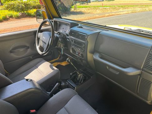 Used 2006 Jeep Wrangler Sport AWD/4WD image 25
