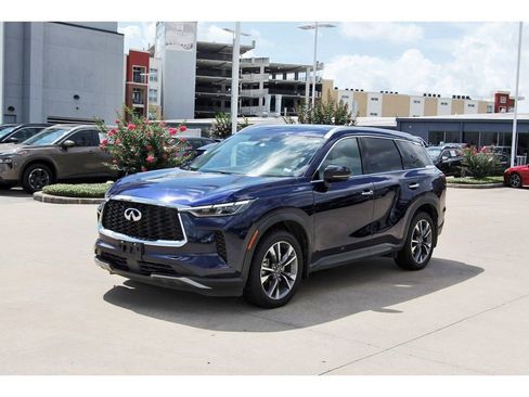 Used 2022 INFINITI QX60 Luxe w/ Cargo Package FWD image 2