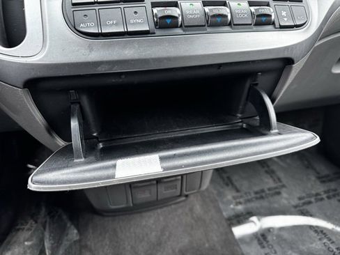 Used 2008 Honda Odyssey EX image 12