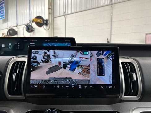 Certified 2025 Ford Expedition Max Active AWD/4WD image 22