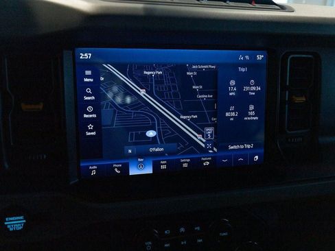 Used 2023 Ford Bronco Badlands image 27