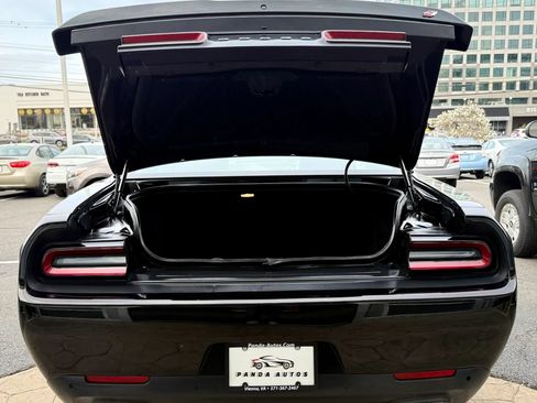 Used 2022 Dodge Challenger GT AWD/4WD image 30