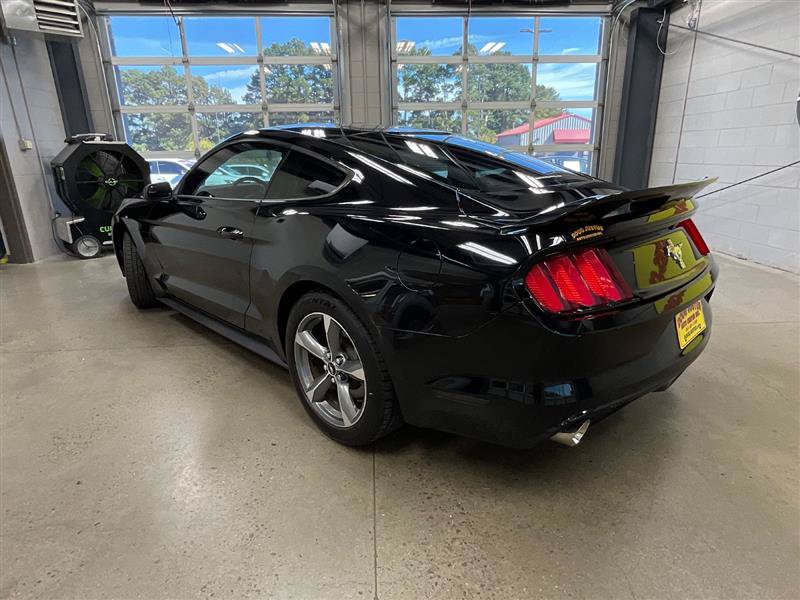 Used 2016 Ford Mustang Coupe w/ Equipment Group 051A RWD image 3
