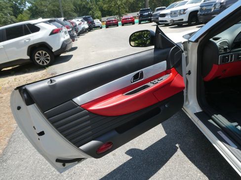 Used 2002 Ford Thunderbird RWD image 11
